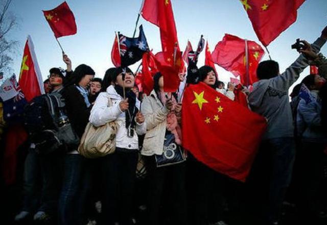 qq怎么退出登录红迪网平台-分享与讨论的乐园
